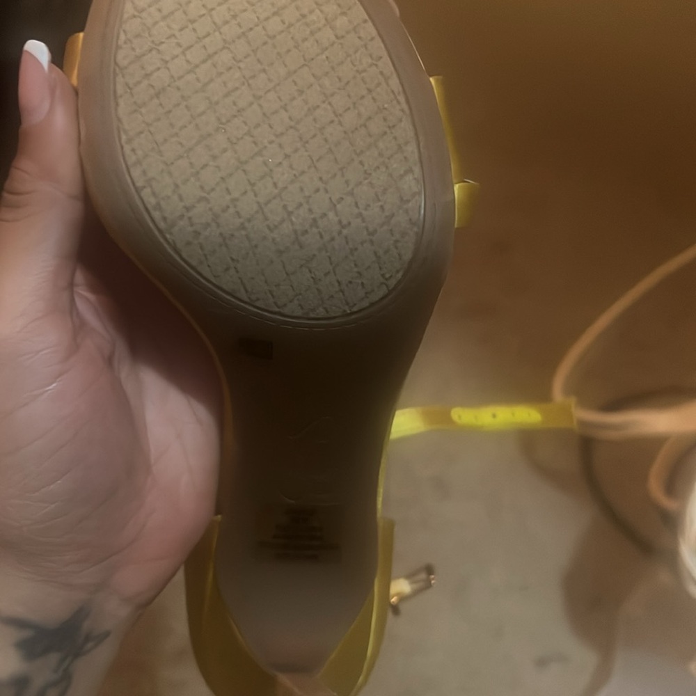 Jessica Simpson Mustard Yellow Strappy Stiletto Heels - Picture 5 of 5